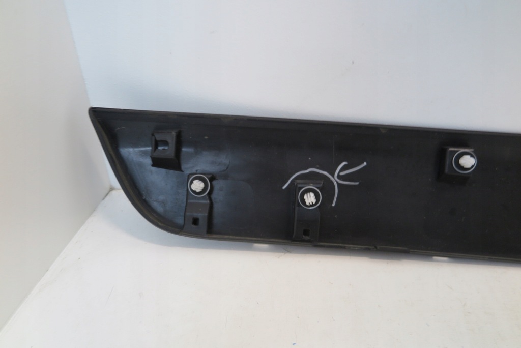 фото №9, Toyota rav4 v молдинг кришки задня 76802-42140