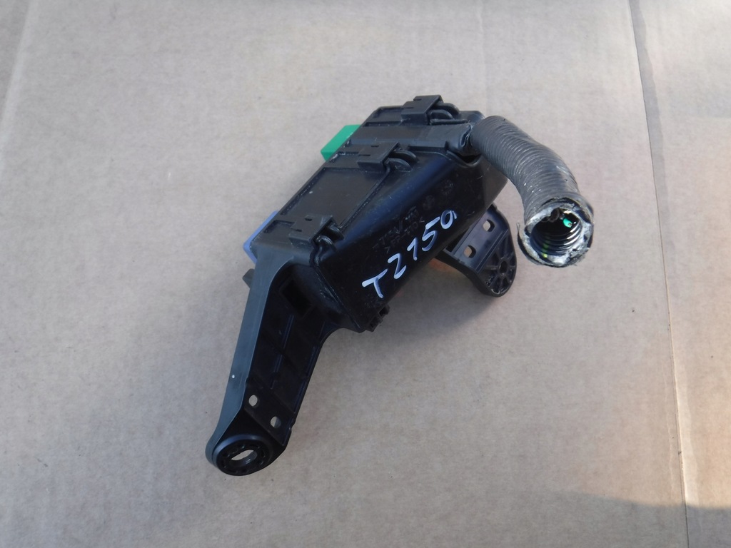 фото №1, Коробка запобіжників lexus is 220 7154ya1