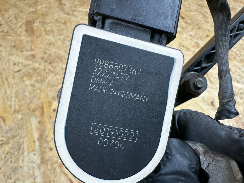 фото №10, Датчик вирівнювання світла лампа лівий volvo xc40 c40 32221477 32221957