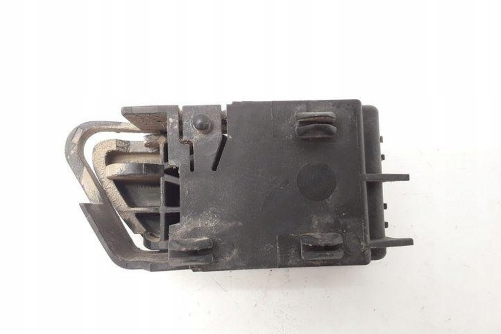 фото №7, Задняя левая ручка внутренняя vw vento 1h2 1h0837235 1.9l дизель 48kw 1993