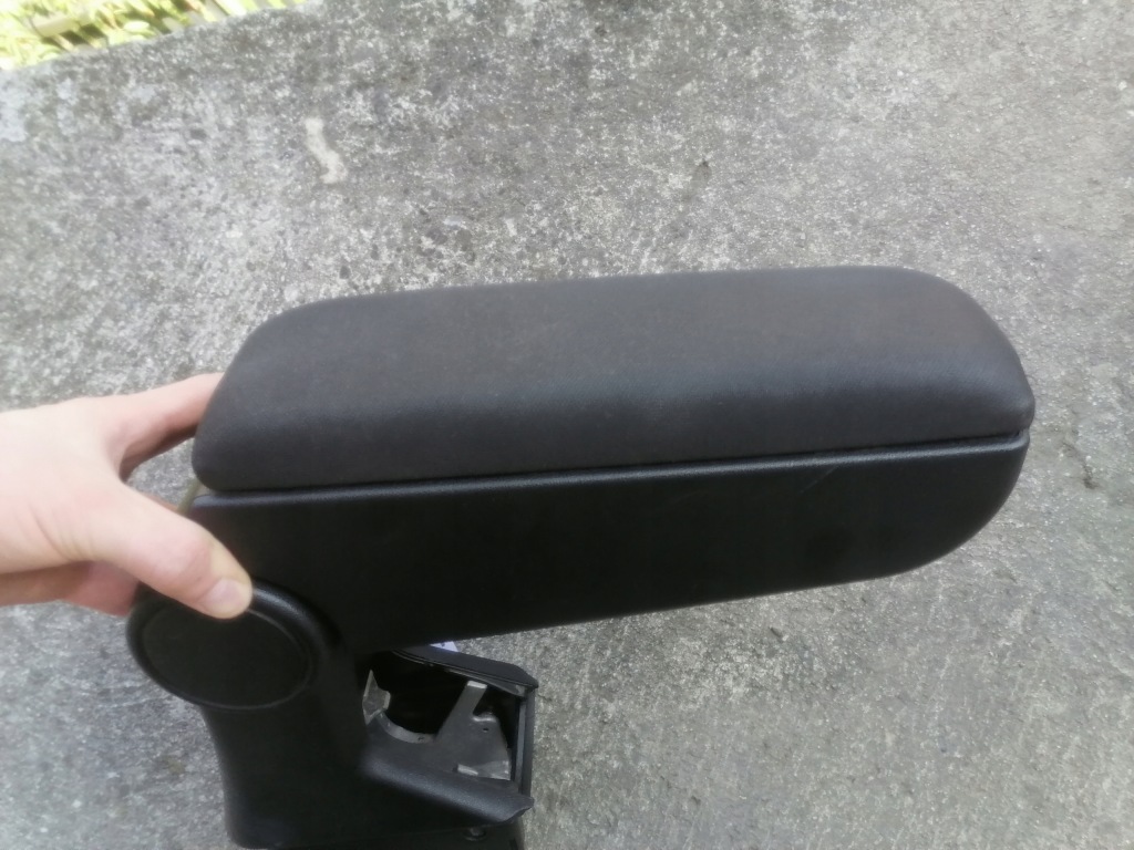 Купити Fiat grande punto підлокітник