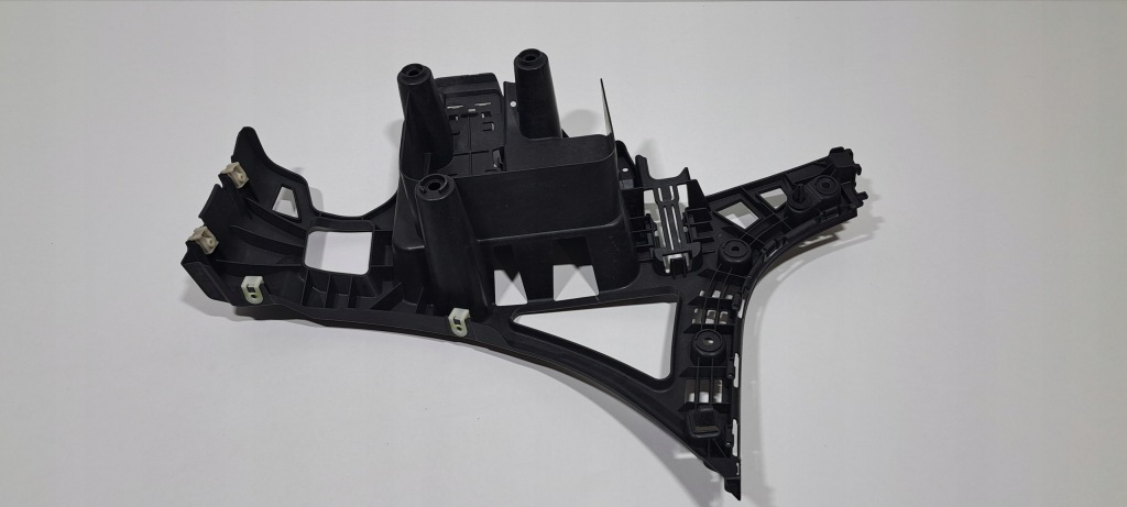 Bmw 2 u06 напрямна бампер лівий задня 8739137 Недорого