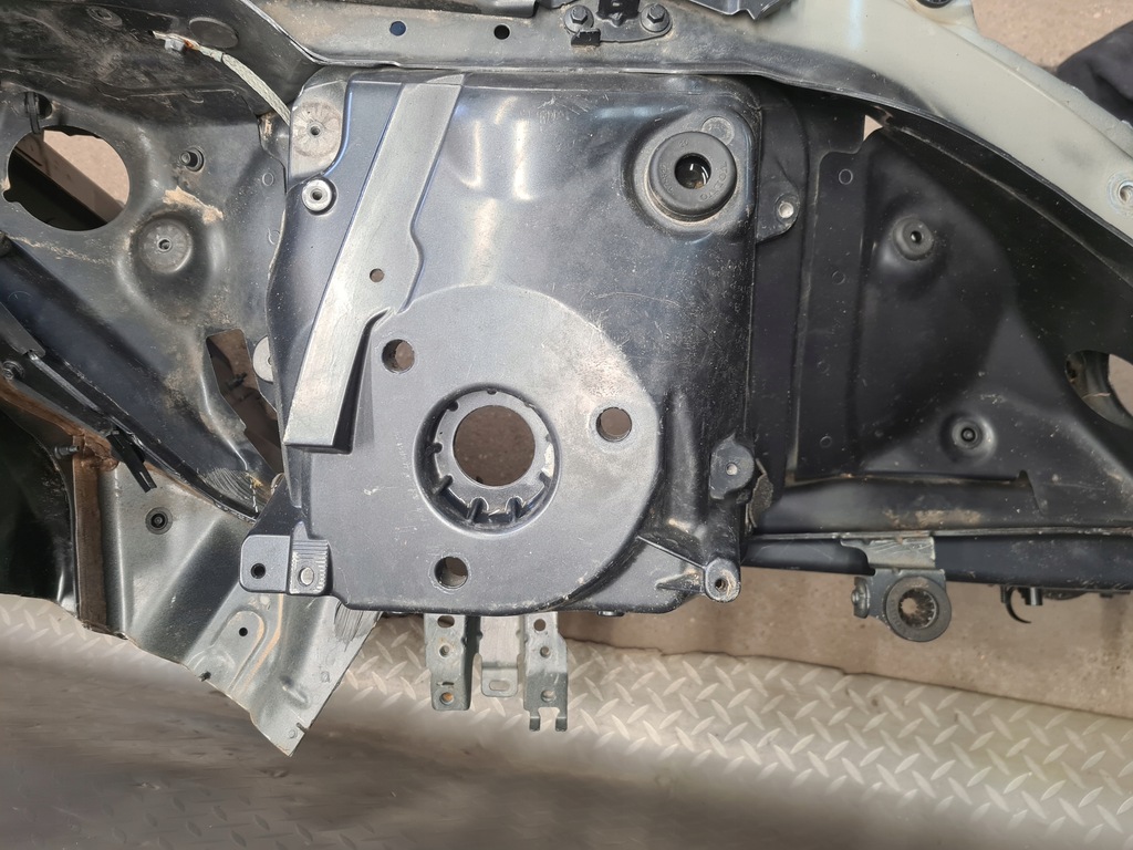 фото №10, Volvo v90 s90 четверть передняя левая подкрылок порог 492-46