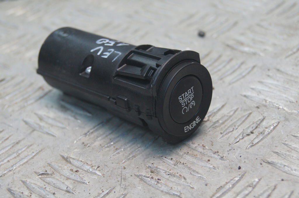 фото №1, Maserati levante 3.0 v6 кнопка запуск стоп