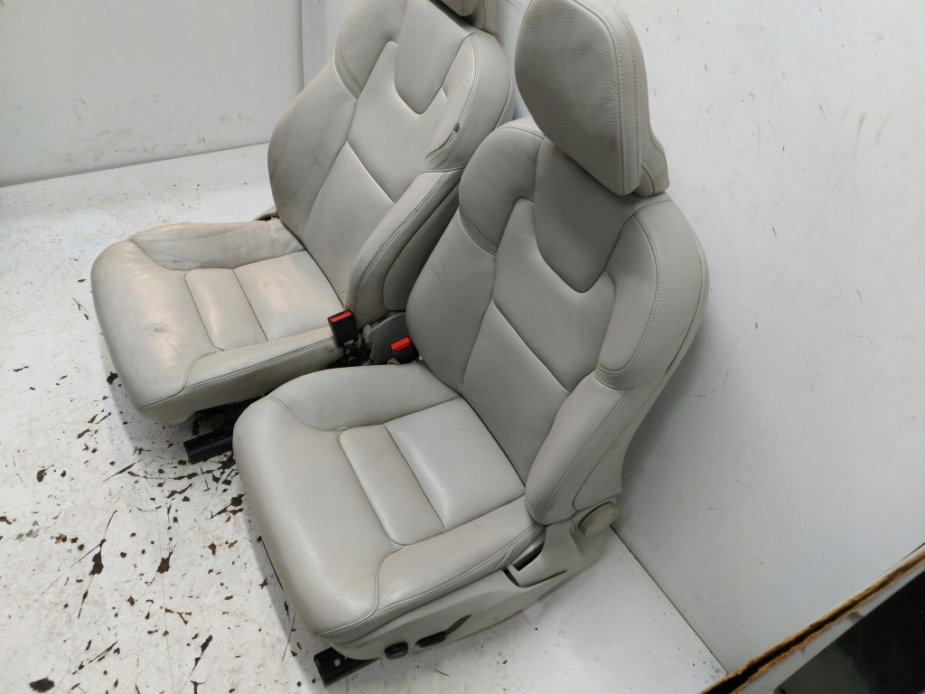 фото №6, Volvo xc90 ii t8 сиденья заднее сиденье кожаный светлый бежевые 7 пассажирский