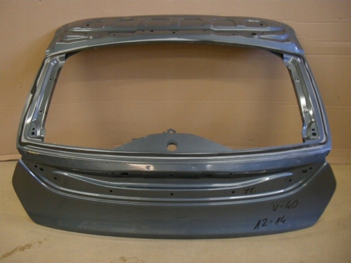 фото №1, Volvo v-40 2012 крышка багажника задняя