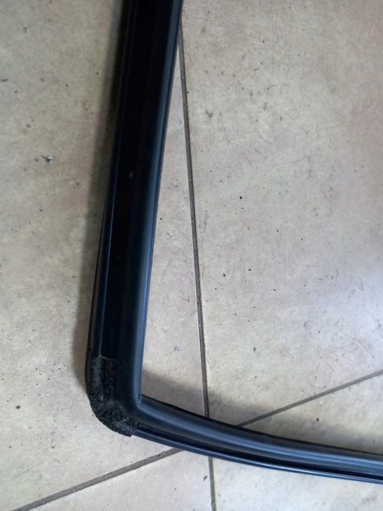 фото №2, Рамка прокладка дверь ford b-max перед oryg.