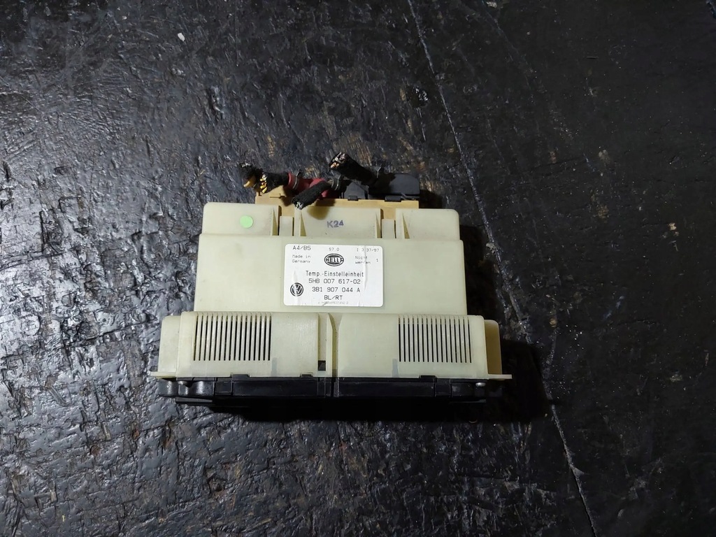 фото №7, Панель кондиціонера обдув volkswagen passat b5 3b1907044a