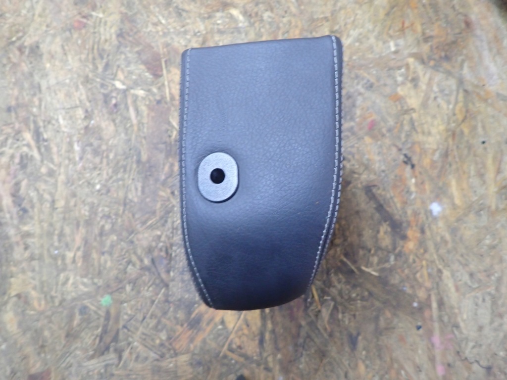 фото №5, Подголовник mercedes w207 w211 cabrio a2079705250 6106