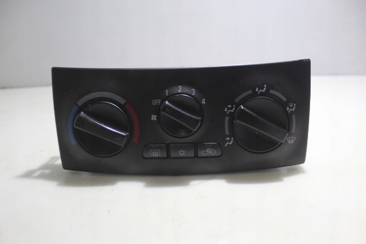 фото №1, Панель управление обдув mitsubishi space star