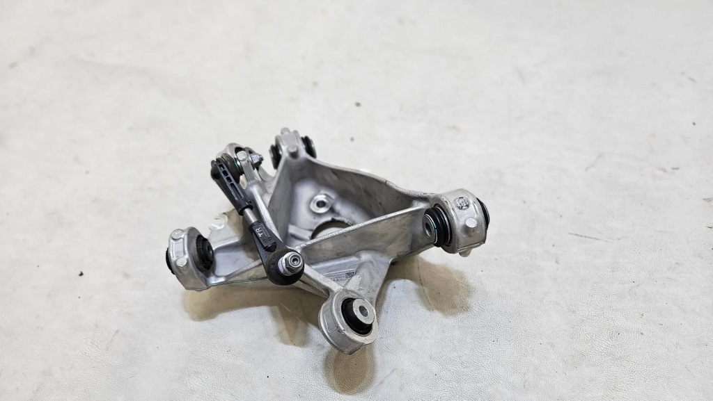 Поворотный кулак правая задний  задняя tesla model 3 y 1288416-00-a с Разборки