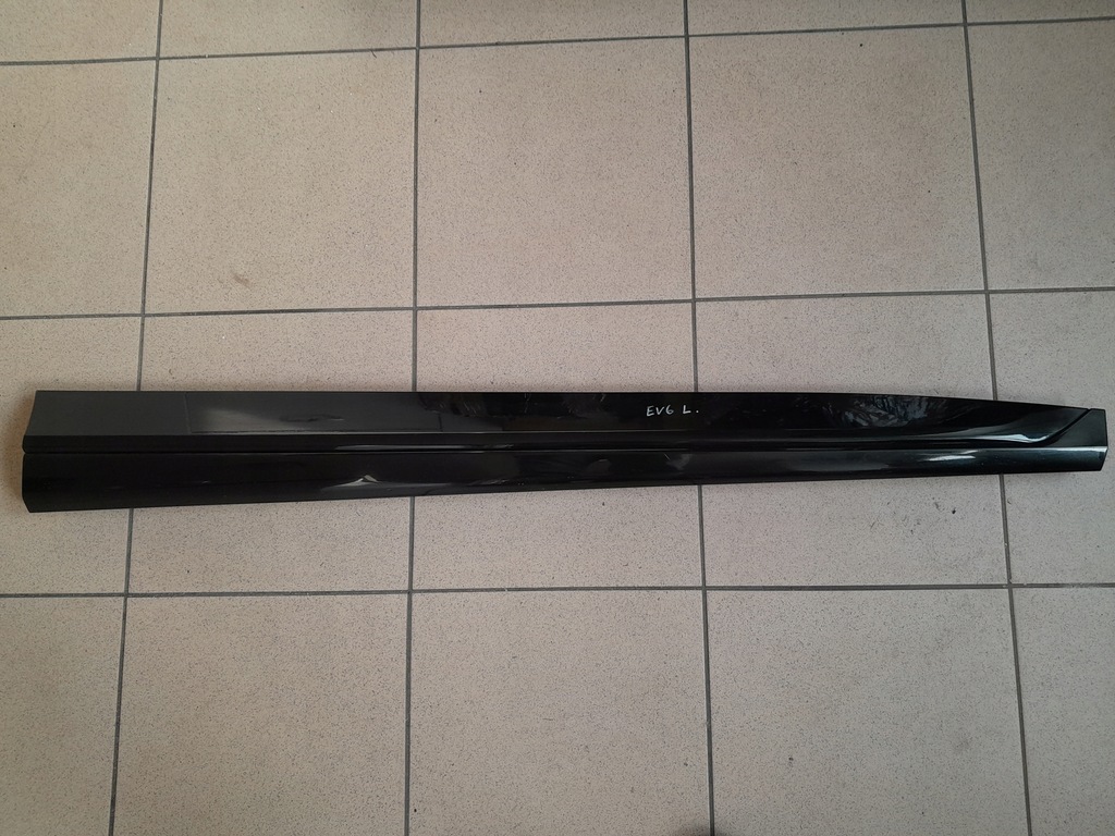 фото №1, Kia ev6 gt 2022- молдинг двері перед передня права