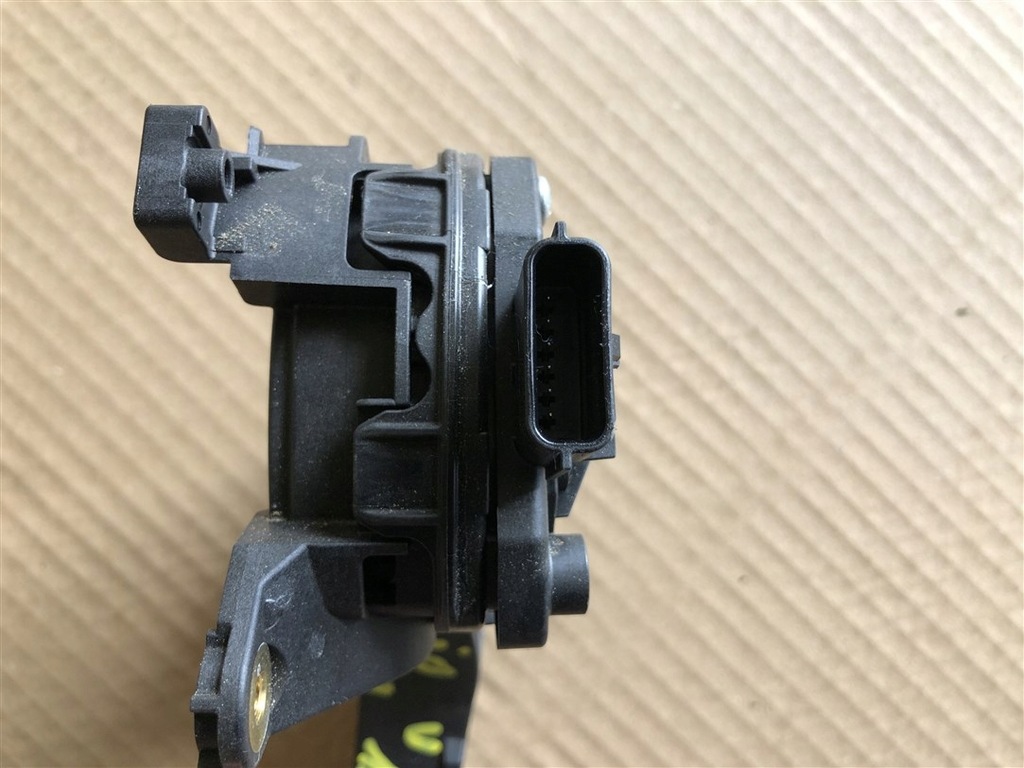 фото №4, Педаль газа потенциометр 1.0 renault clio v 5 19-