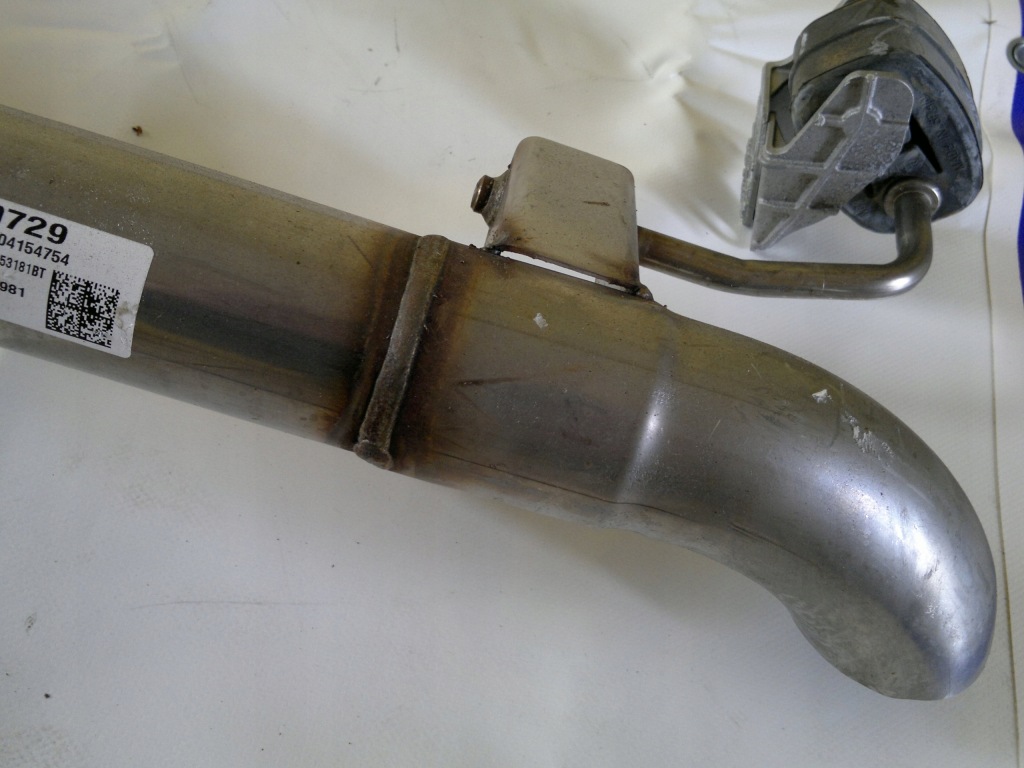 фото №4, Vw passat b8 fl sedan гасник труба 3g0253181bt