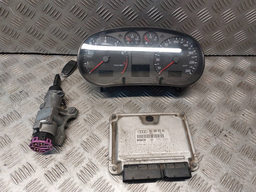 фото №1, Набор стартовый audi a3 8l lift 06a906032as` 0261206435