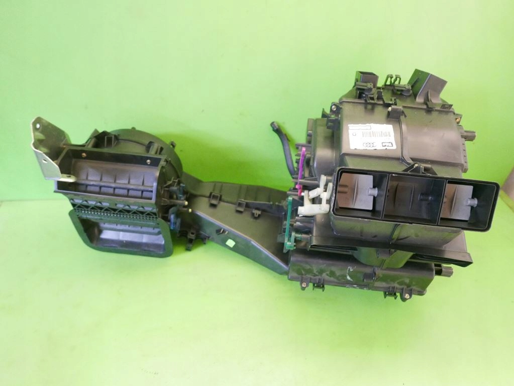 фото №7, Корпус отопителя valeo кондиционер audi a4 b6 3.0 v6