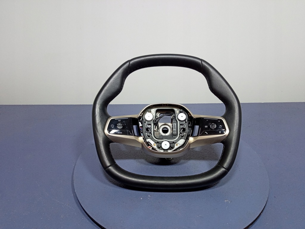фото №1, Bmw ix i20 воздуховод кожа мультифункция