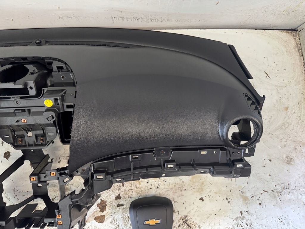 фото №9, Chevrolet orlando приборная панель консоль подушки безопасности ремни оригинал