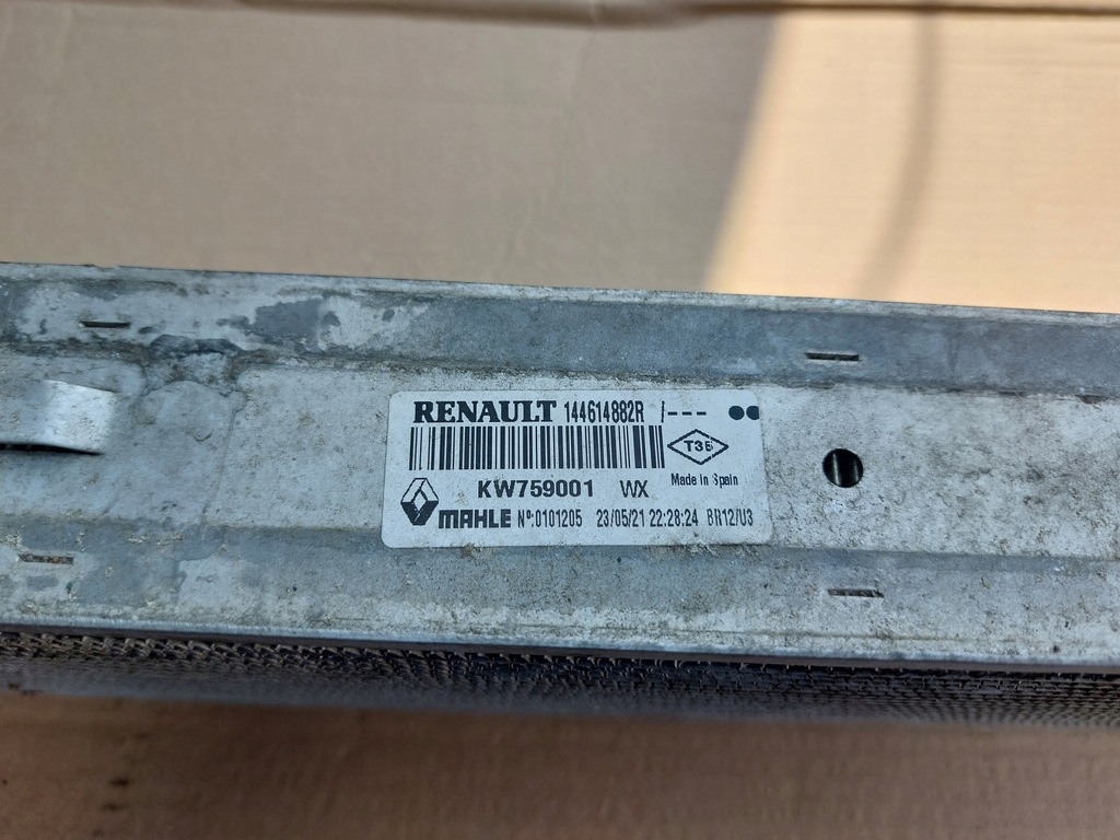 фото №9, Радіатор renault trafic iii 2.0 dci