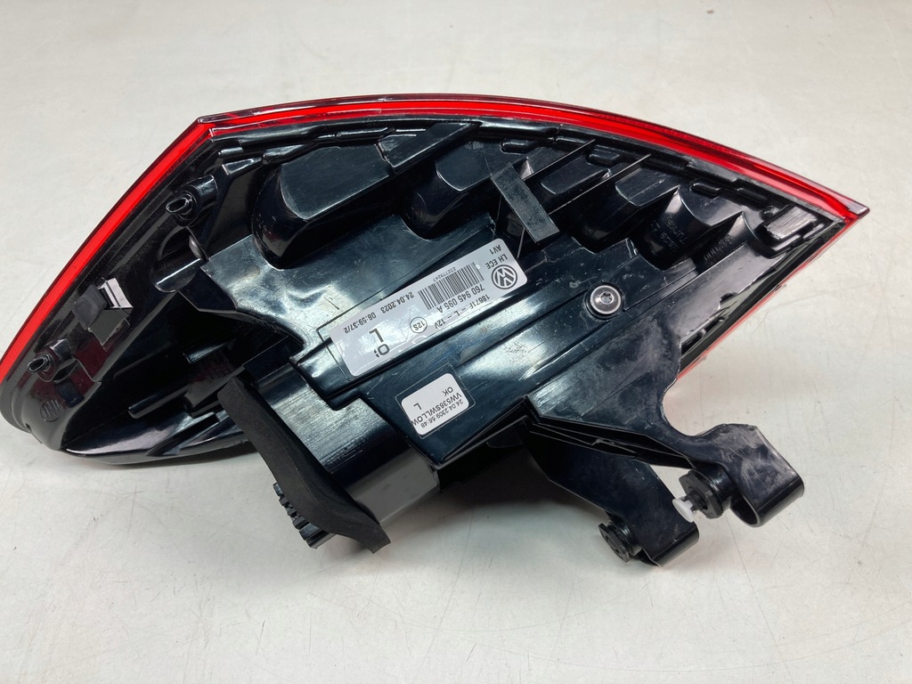 фото №8, Лампа левая задняя vw touareg iii 3 led