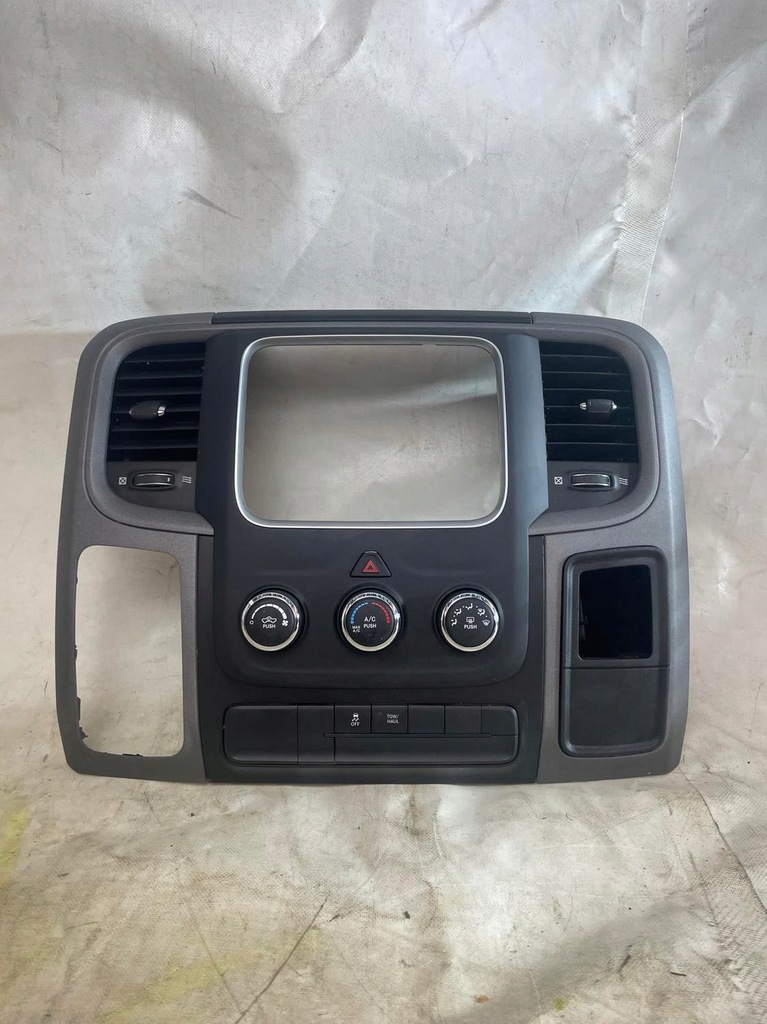 фото №1, Dodge ram 09- панель кондиционера рамка usa