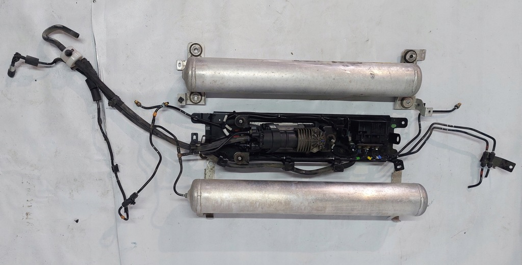 фото №5, Компрессор подвеска распределитель компрессор задняя комплект maserati levante