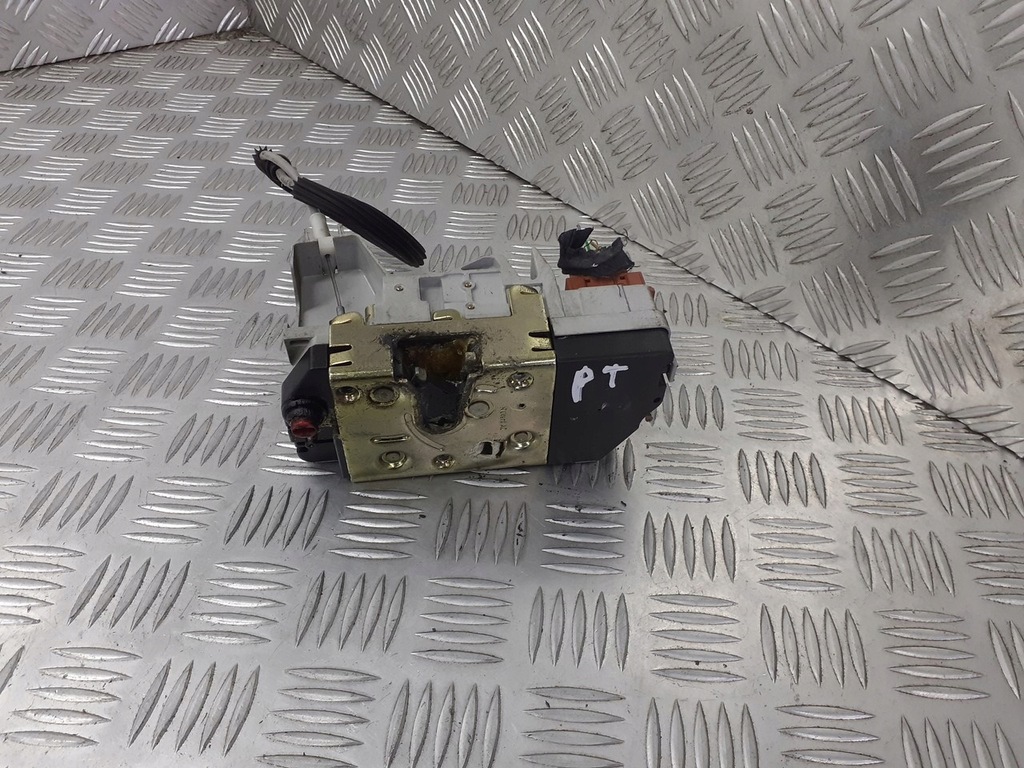 фото №1, Замок двері правий задня задній peugeot 307