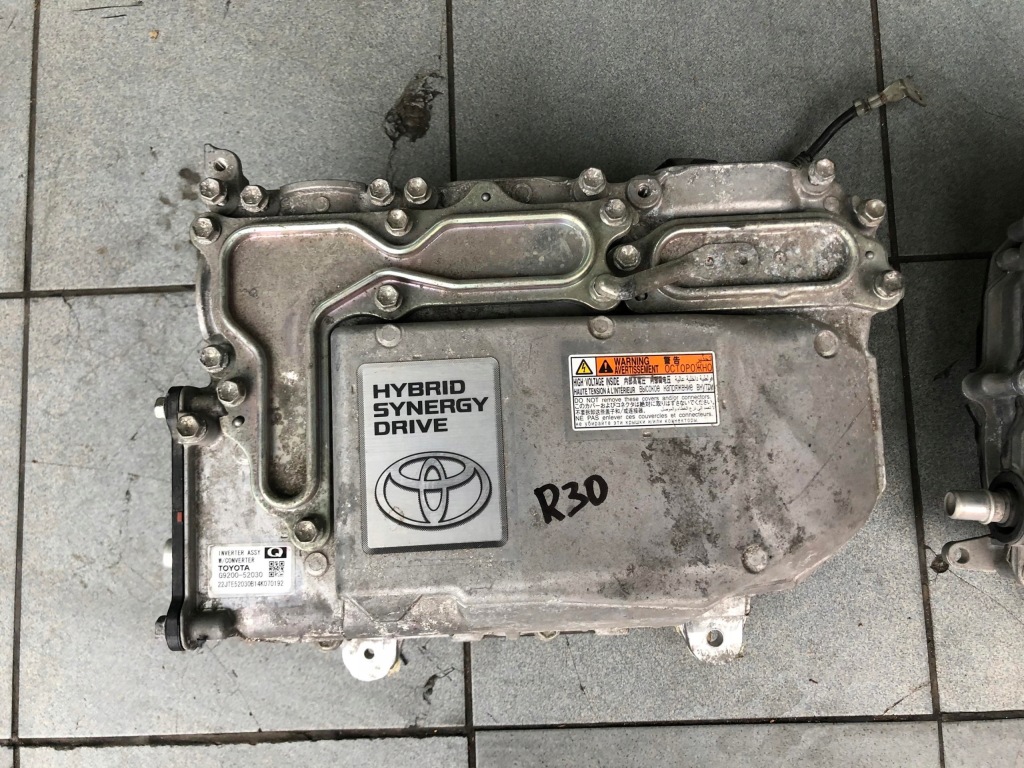 фото №1, Toyota yaris iii converter инвертор g9200-52030