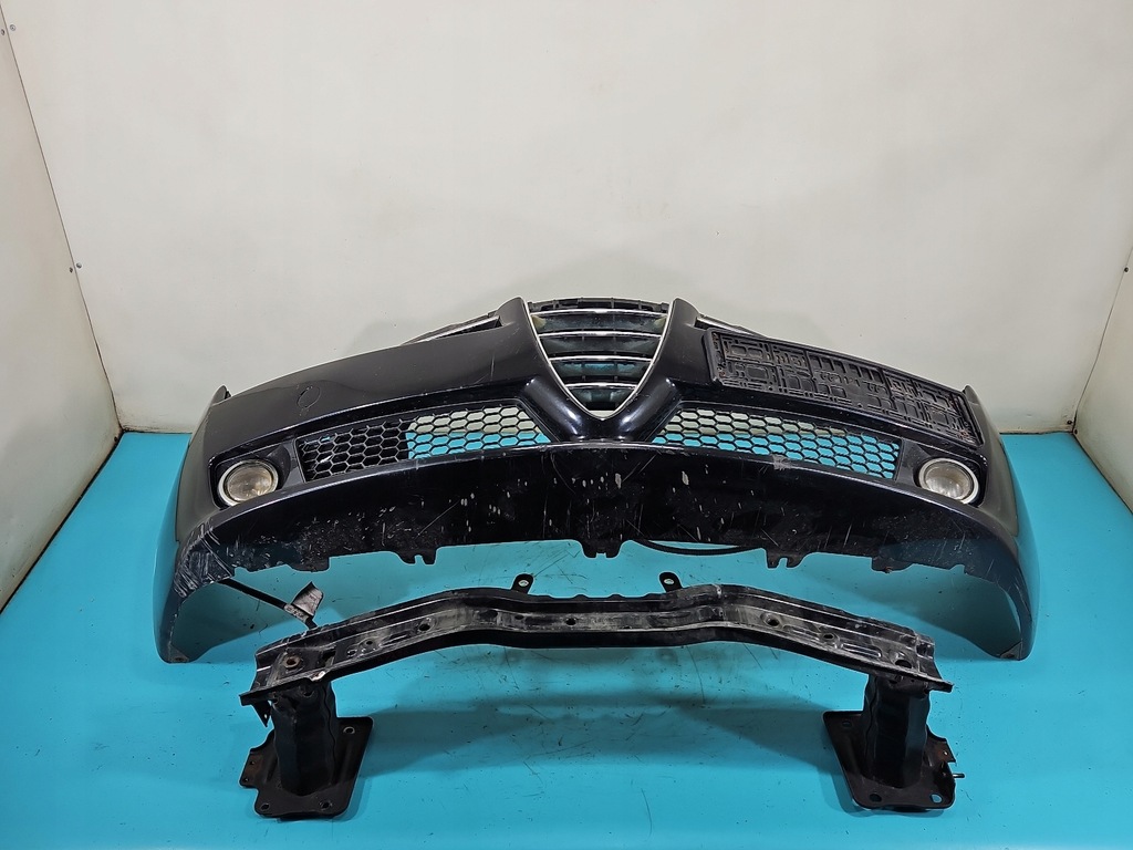 фото №1, Бампер перед alfa romeo 159 чёрный 876