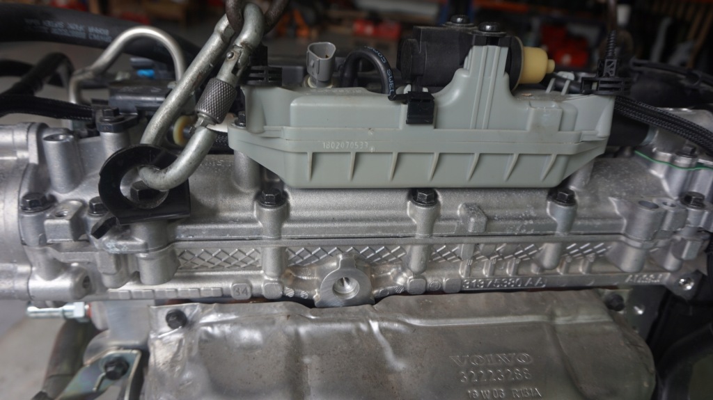 Двигатель b4204t38 volvo s60 v60 v40 v40cc 12 tys.km Доставка