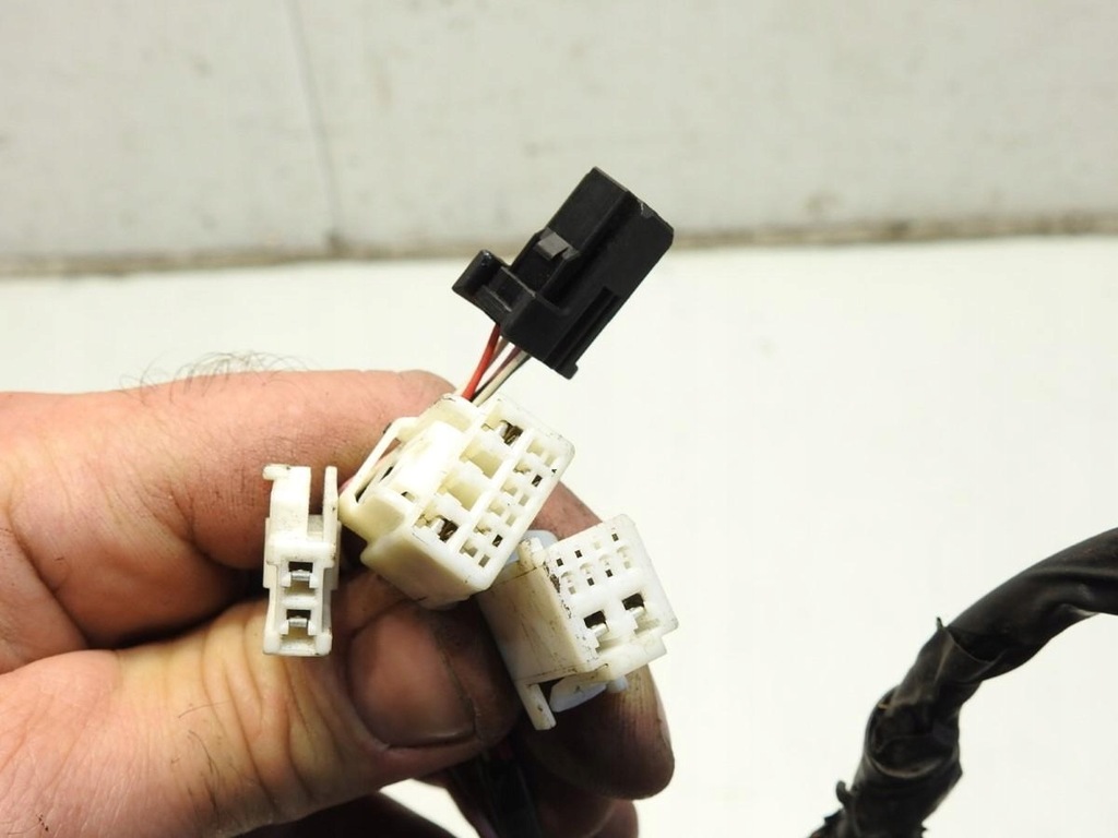 фото №5, Джгут електропроводка двері лівий задня toyota avensis iii t27 kombi