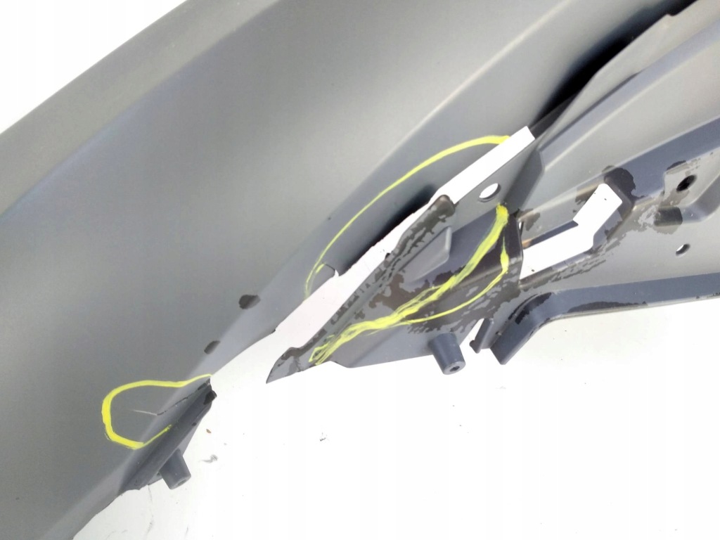 Бампер перед opel astra j 2009-2012 1807051 Оригинал