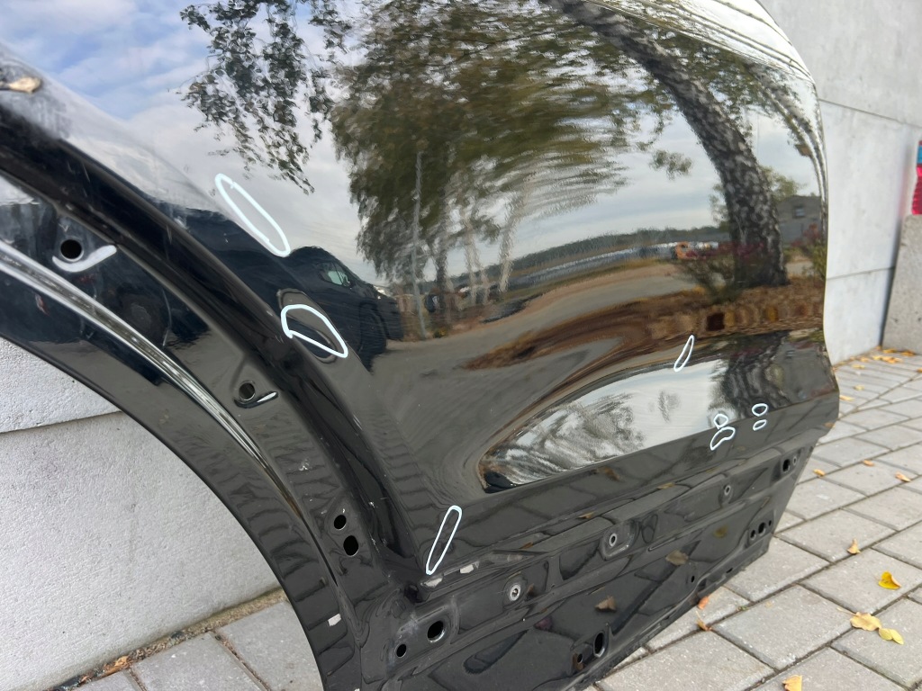 Купити Двері audi etron 4ke e-tron задній праві задні праве