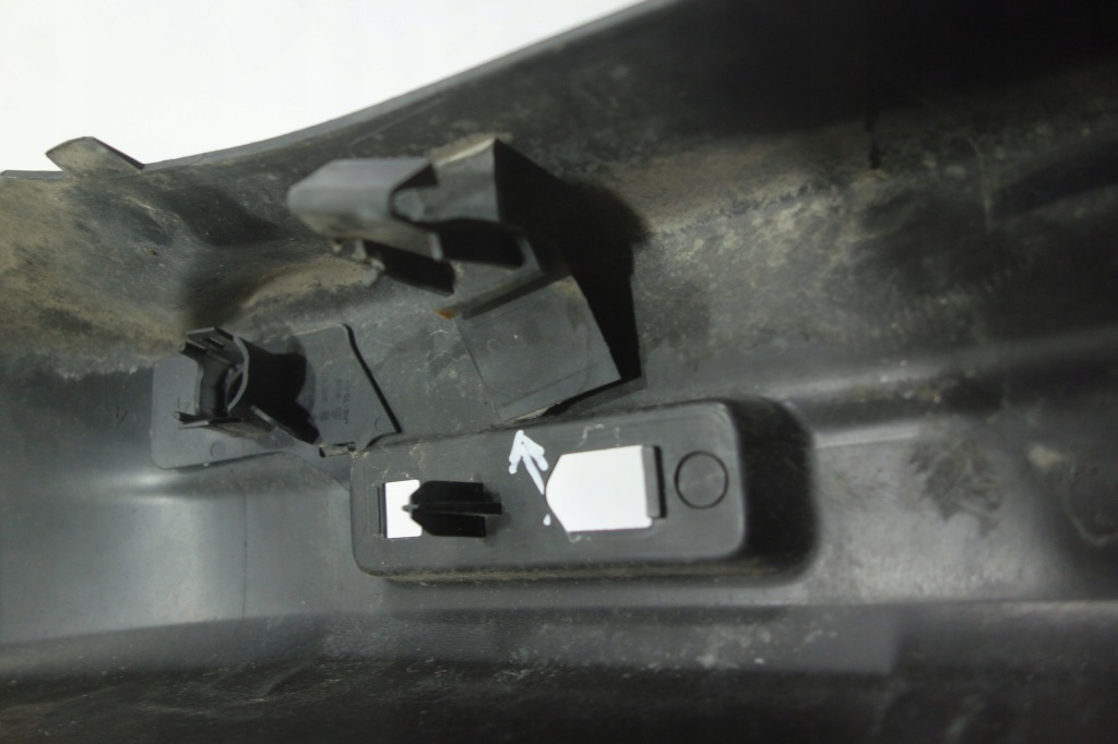 Бампер задняя trafic iii vivaro b nv300 4pdc 850221446r na hak Оригинал