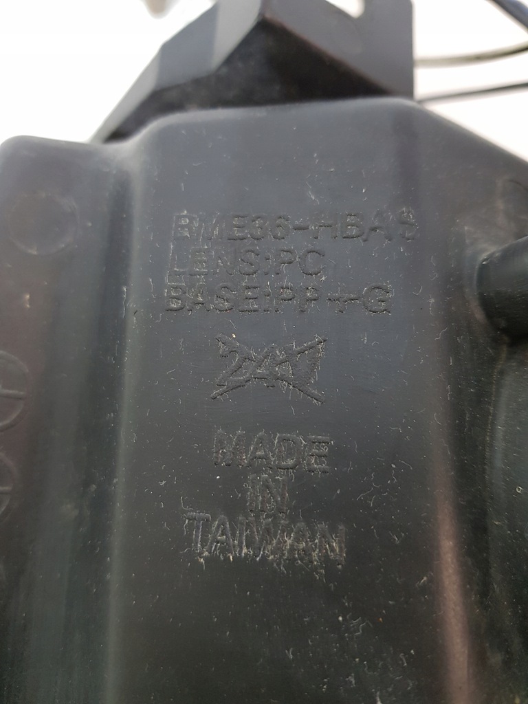 фото №9, Лампа правый перед bmw e36 mpakiet czarna кольца