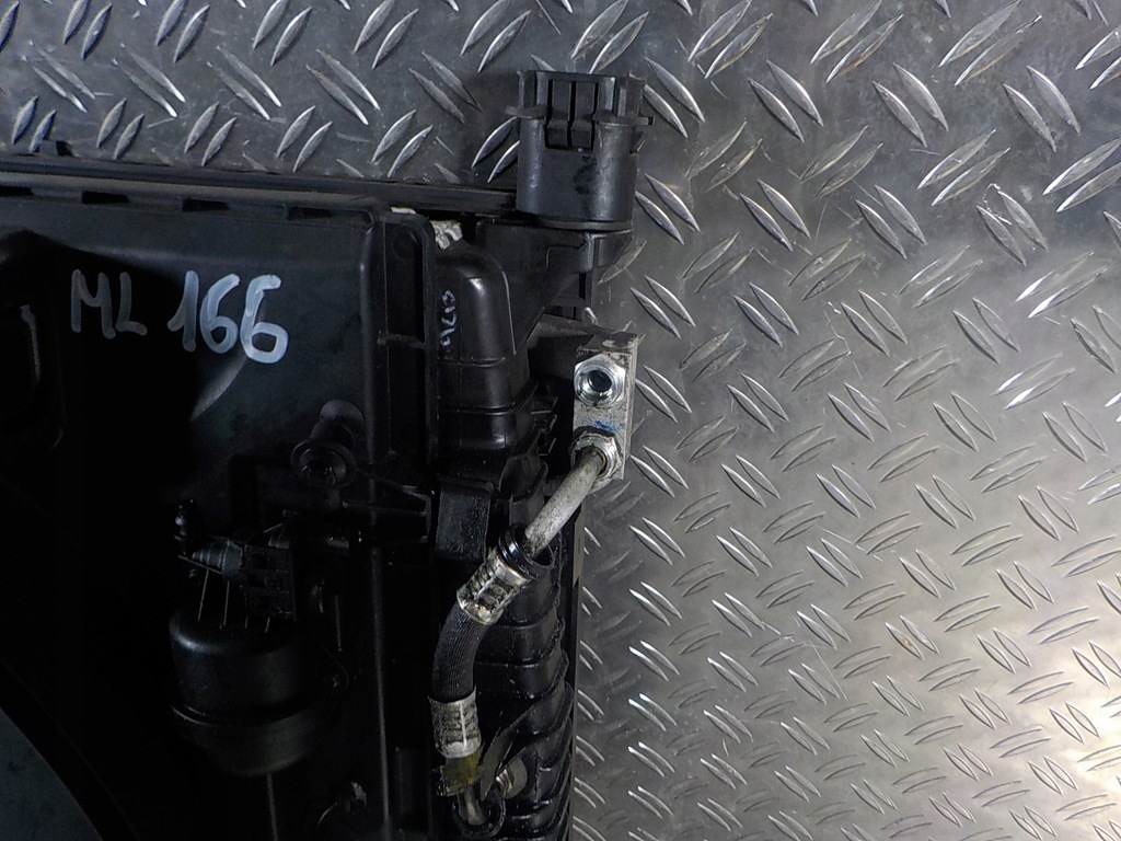 фото №7, Mercedes ml166 11-15 радіатор комплект