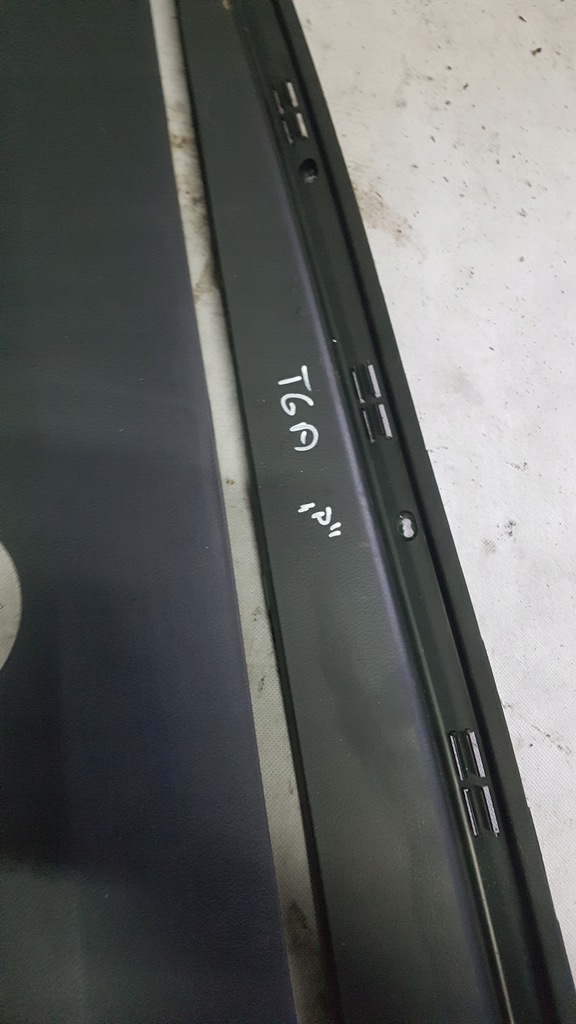 фото №3, Захист шторка бардачків права man tga