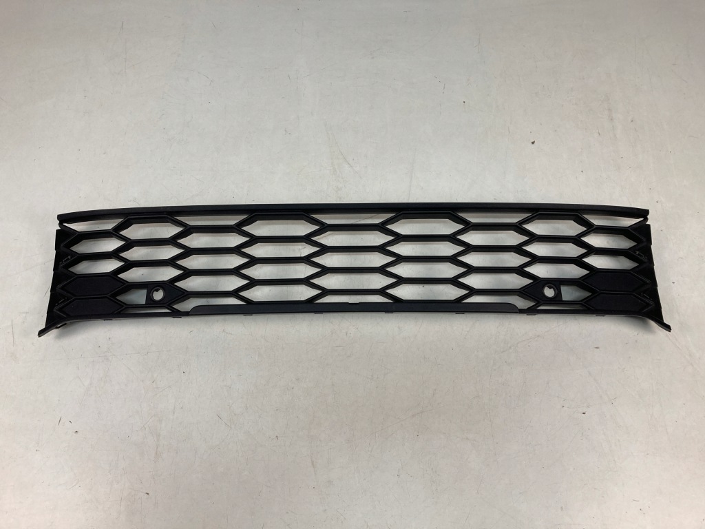 фото №1, Решётка бампера средняя vw golf viii 8 5h0 r-line