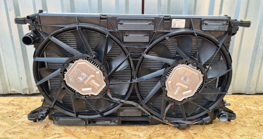 Купити Audi q7 q8 a8 d5 комплект радіатор вентилятори tfsi tdi