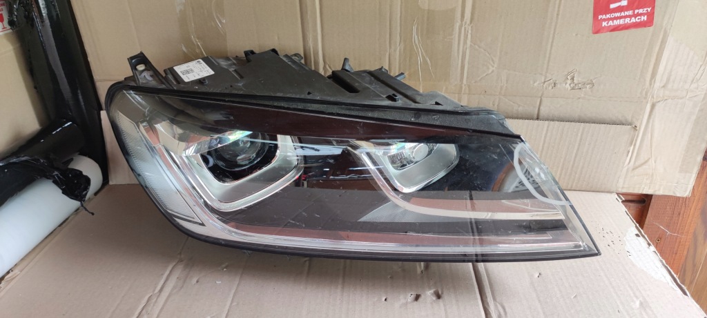 фото №1, Лампа перед vw touareg 7p