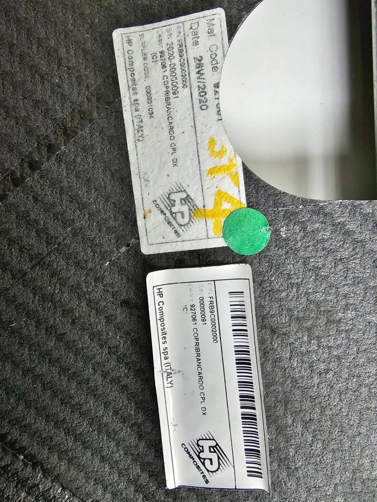 фото №14, Ferrari roma f169 карбон молдинг поріг права ліва