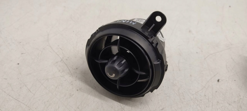 фото №1, Решётка обдув консоли mini cooper r60 countryman 2,0d