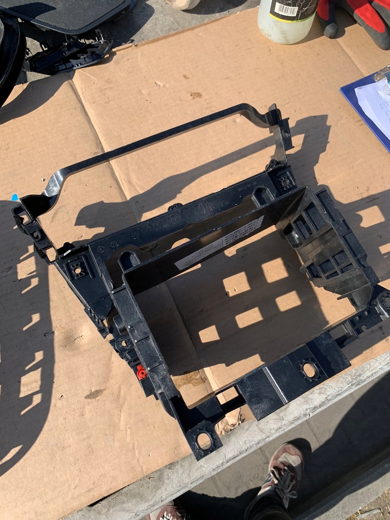 фото №2, Корпус консоли радио внутренняя bmw x4