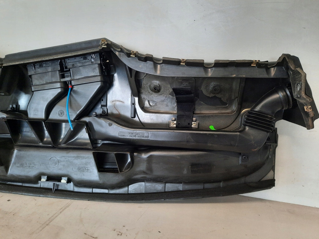 фото №8, Bmw 520i e39 95-00 консоль приборная панель приборная 8159750