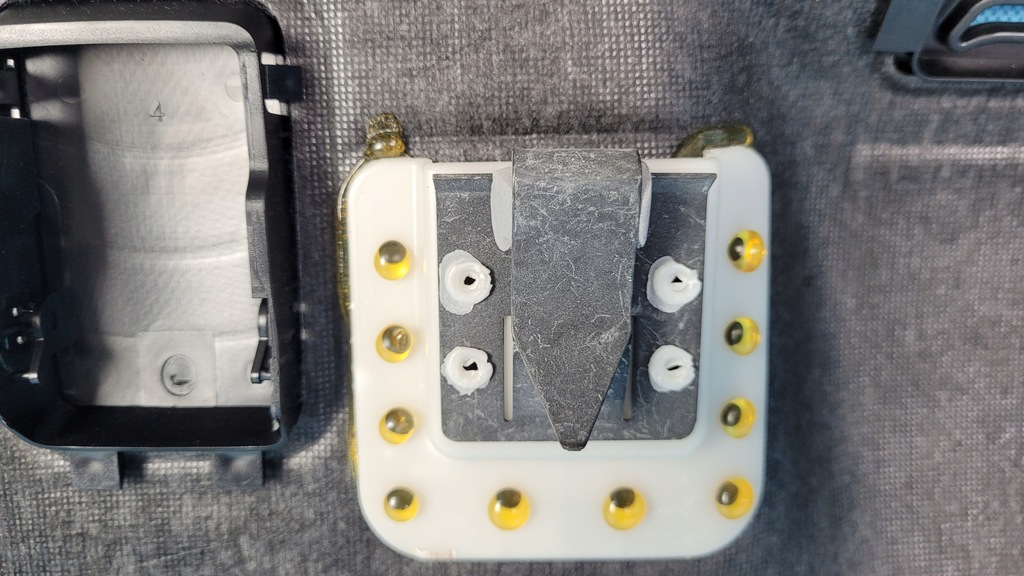 фото №12, Dodge challenger sxt 19r полка задняя багажника 1za120x9ah