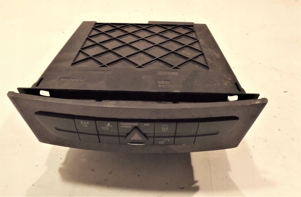 фото №1, Панель чейнджер mercedes e-klasa w211