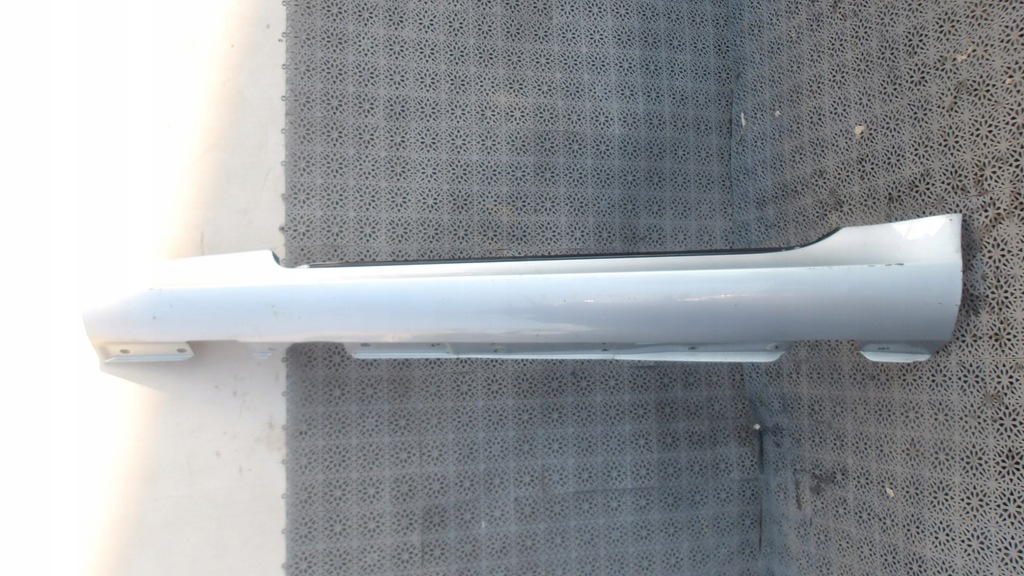 фото №1, Молдинг порог порог правый mercedes slk r171