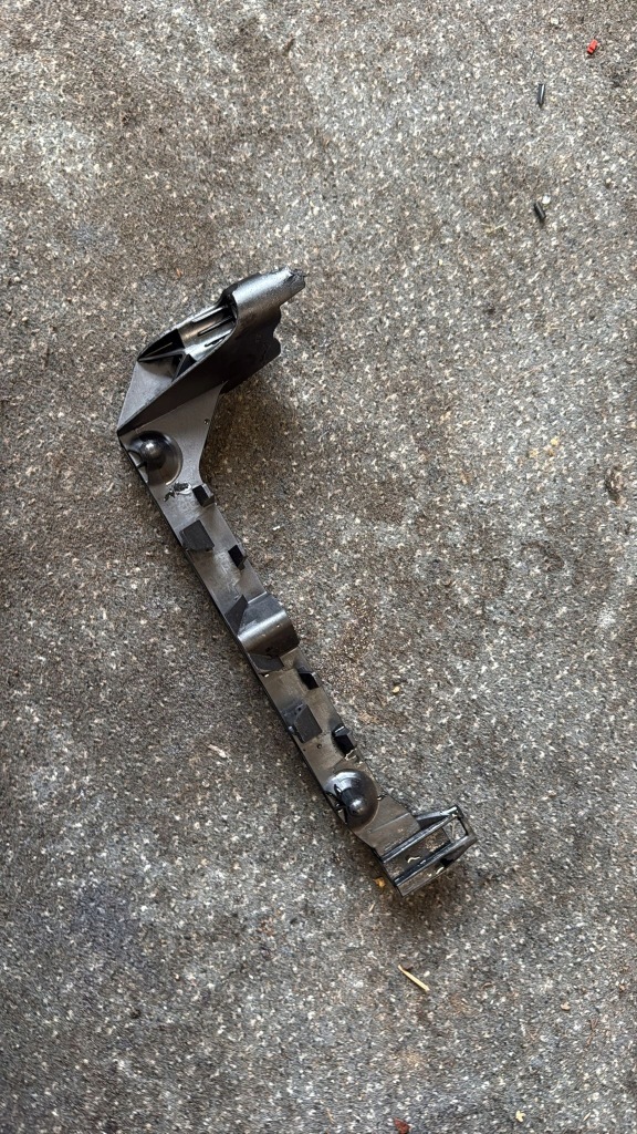 Купить 3130. кронштейн глушителя hałasu mercedes a2540142400
