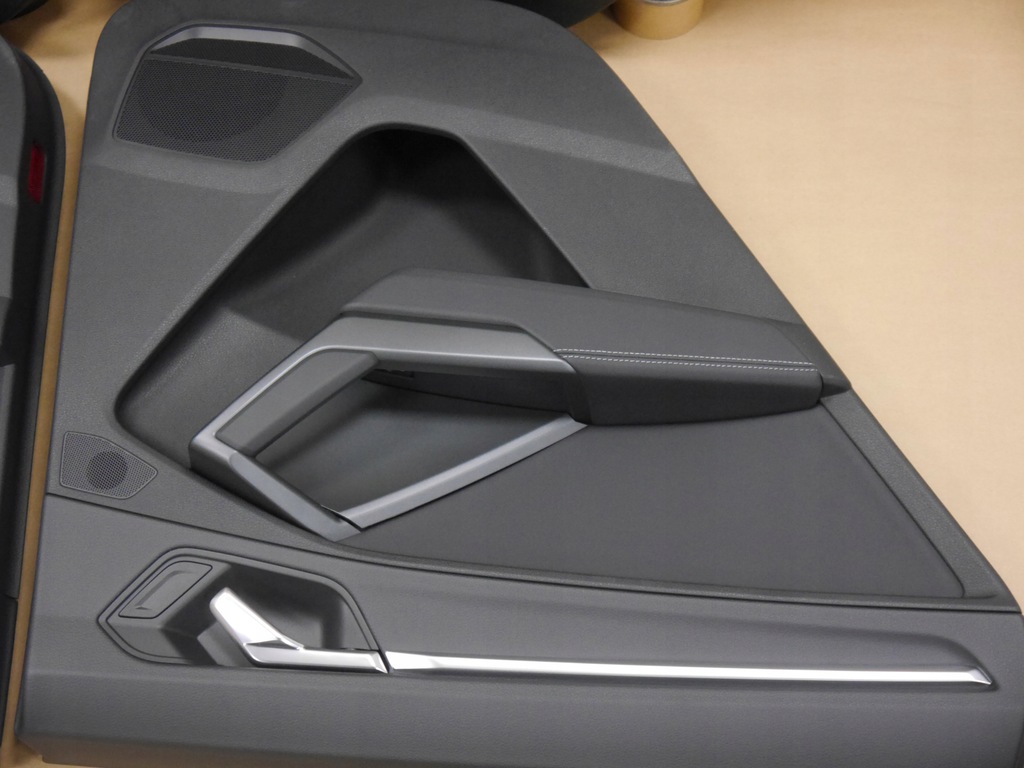 фото №15, Audi q3 83a сидіння шкіра оббивка s-line