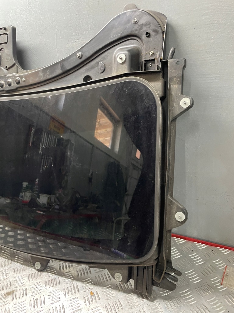 Люк land rover discovery 3 Недорого